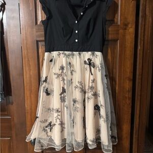 Chic Black and White A-Line Dress with Flutter Cap Sleeves